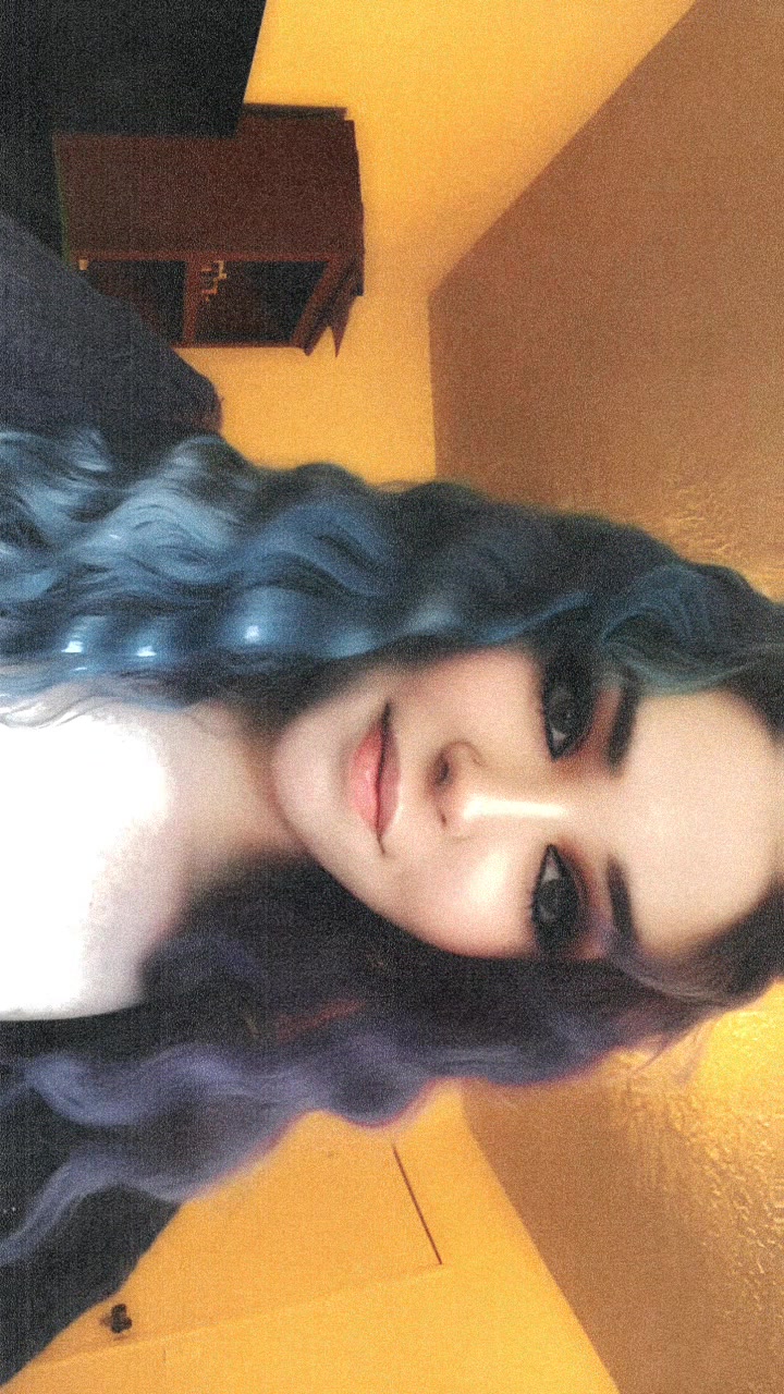 @Queen Frosty💋