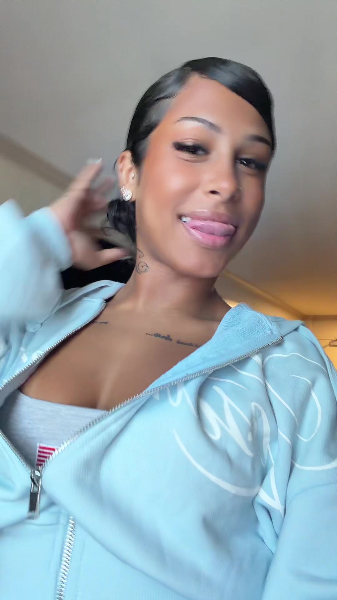 @Julia Sousa