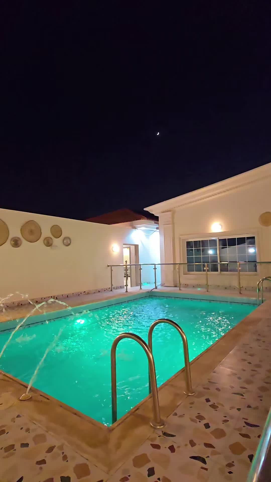 @استراحة النخيل