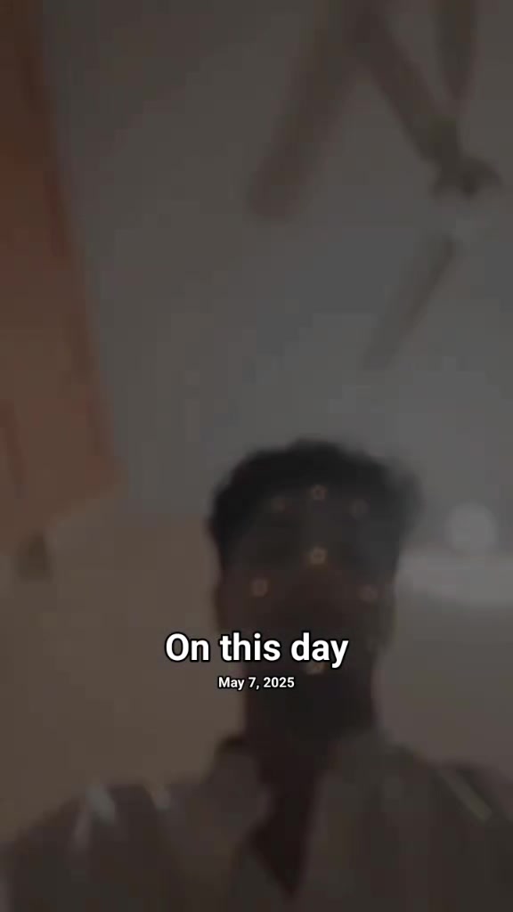 @راجہ 🐼