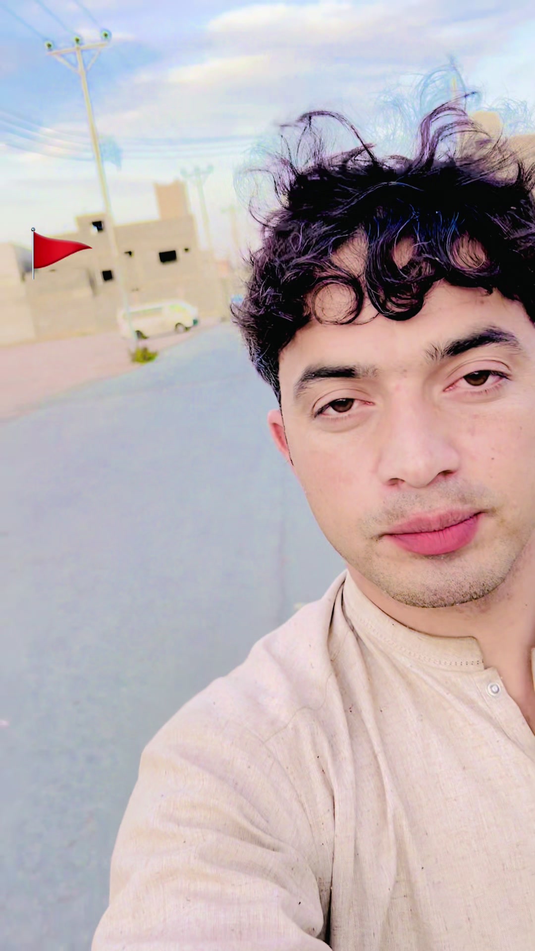@Alx Zada Vlogs