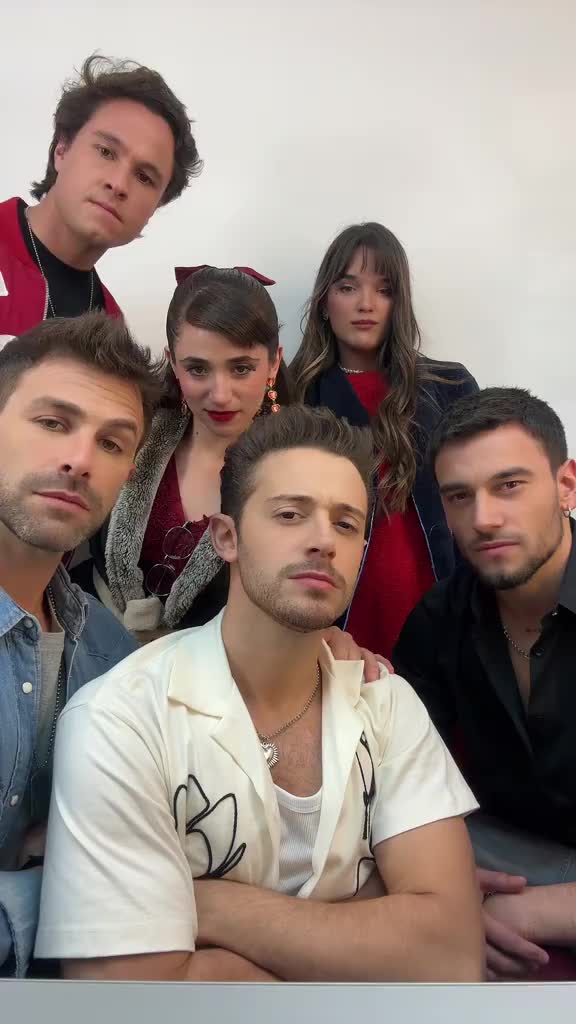 @Soy Luna