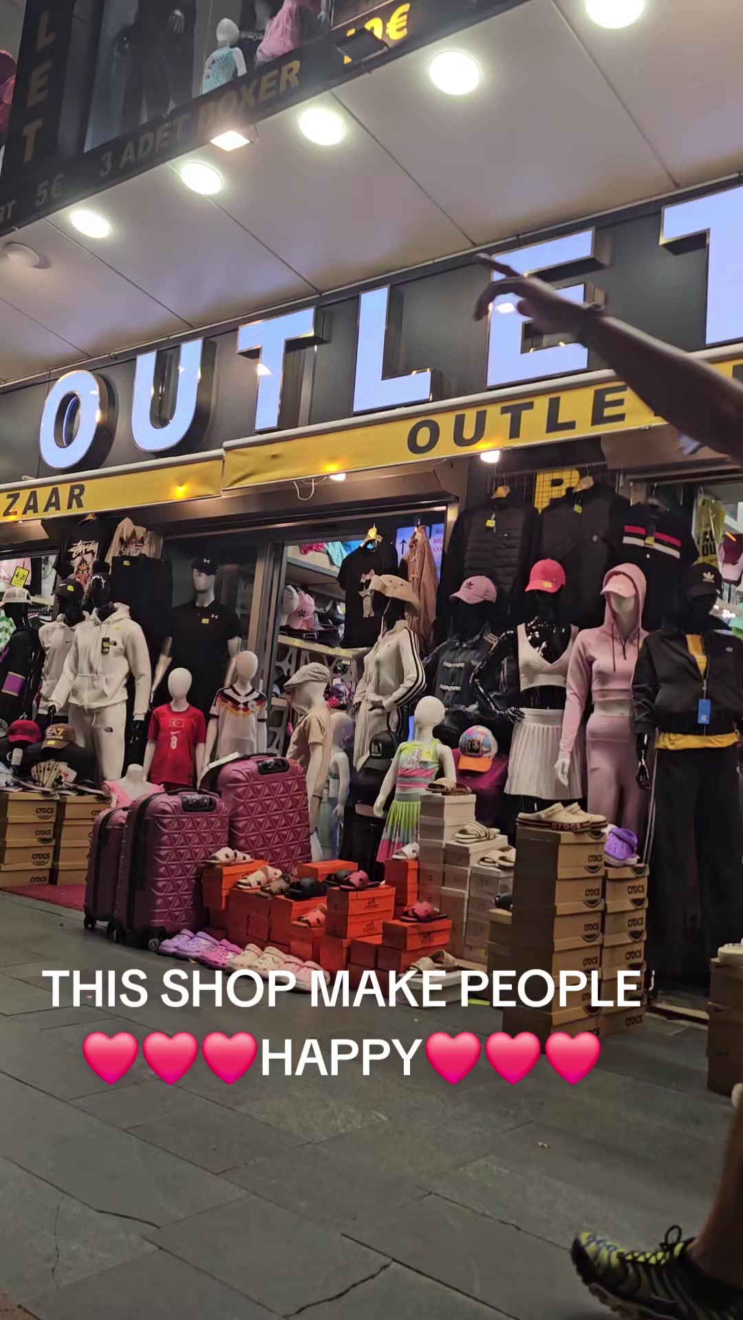 @FACTORY OUTLET