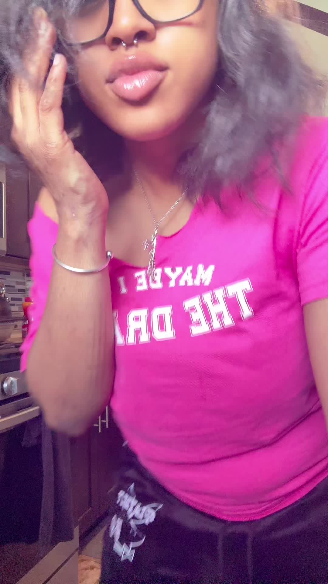 @liyah ♡