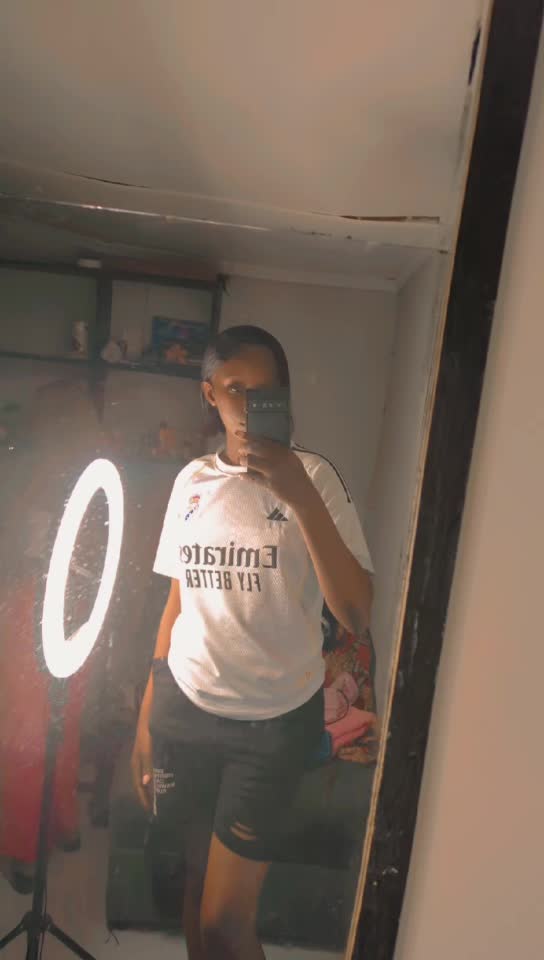 @Pëggy🍒
