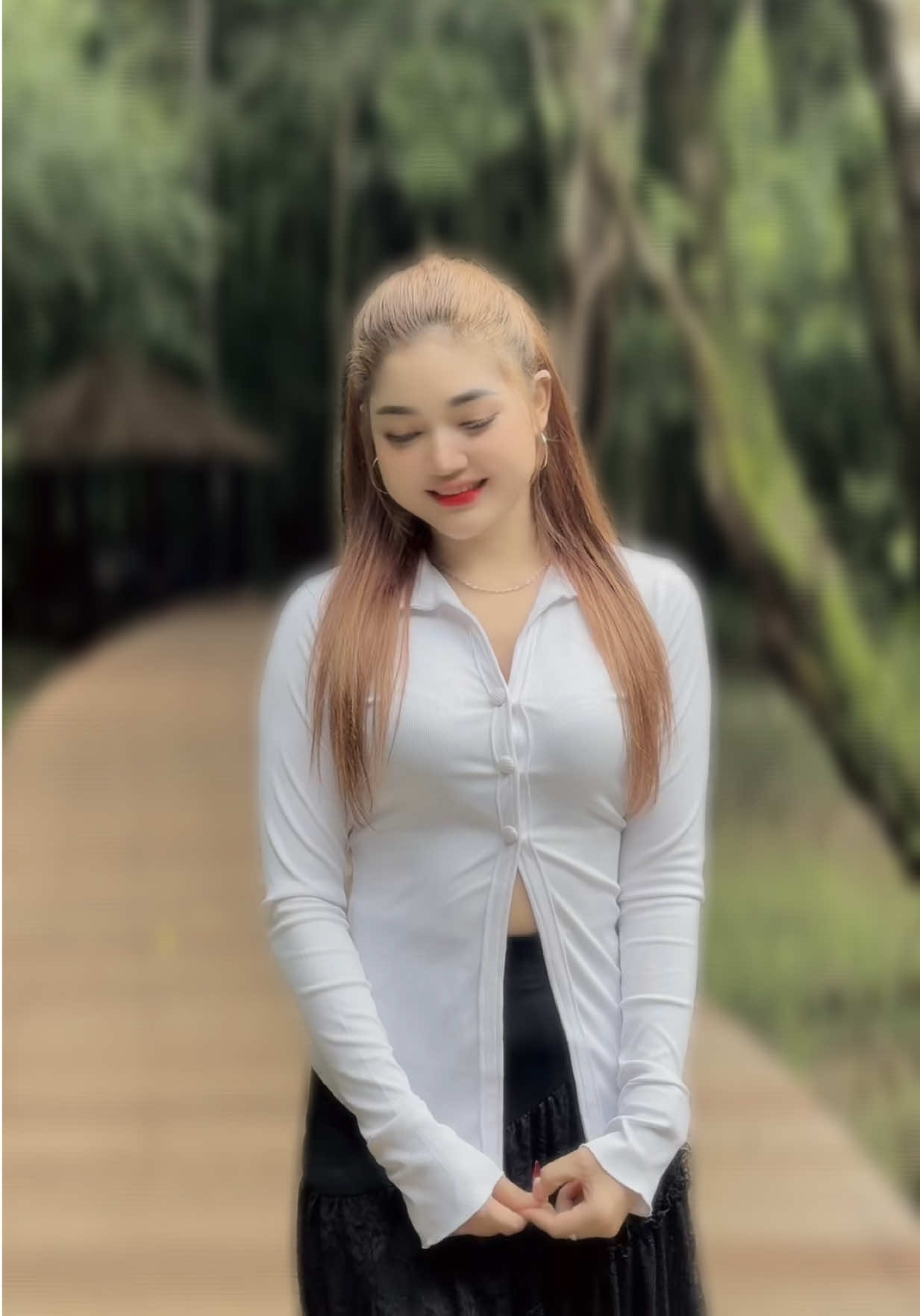 @Kyi Pyar ( OFFICIAL)
