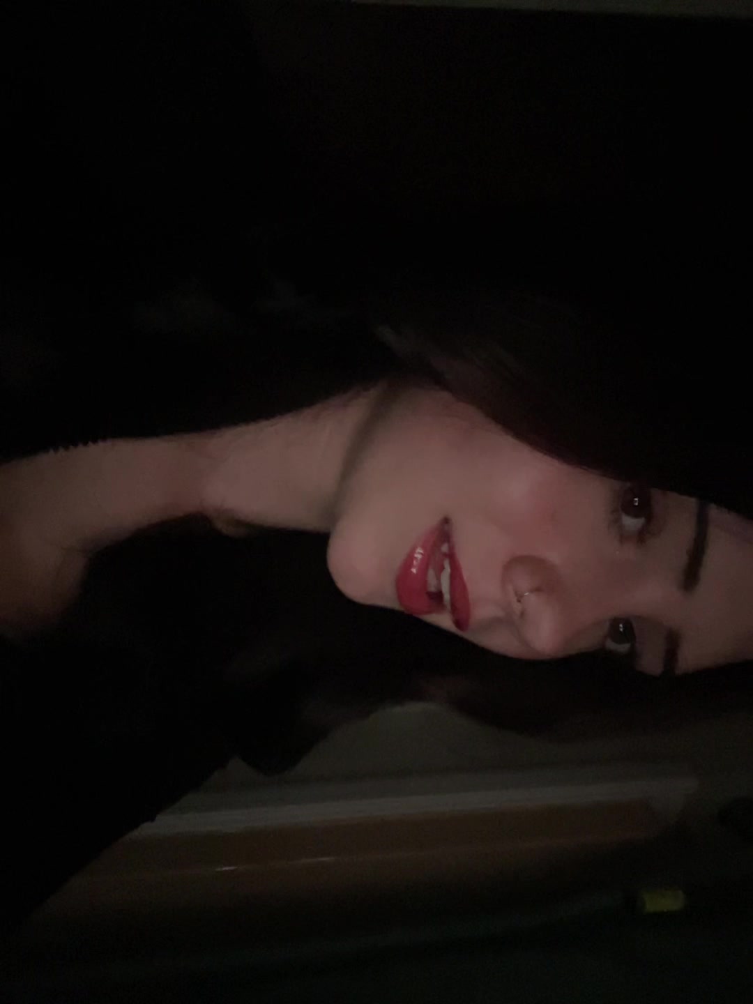 @️