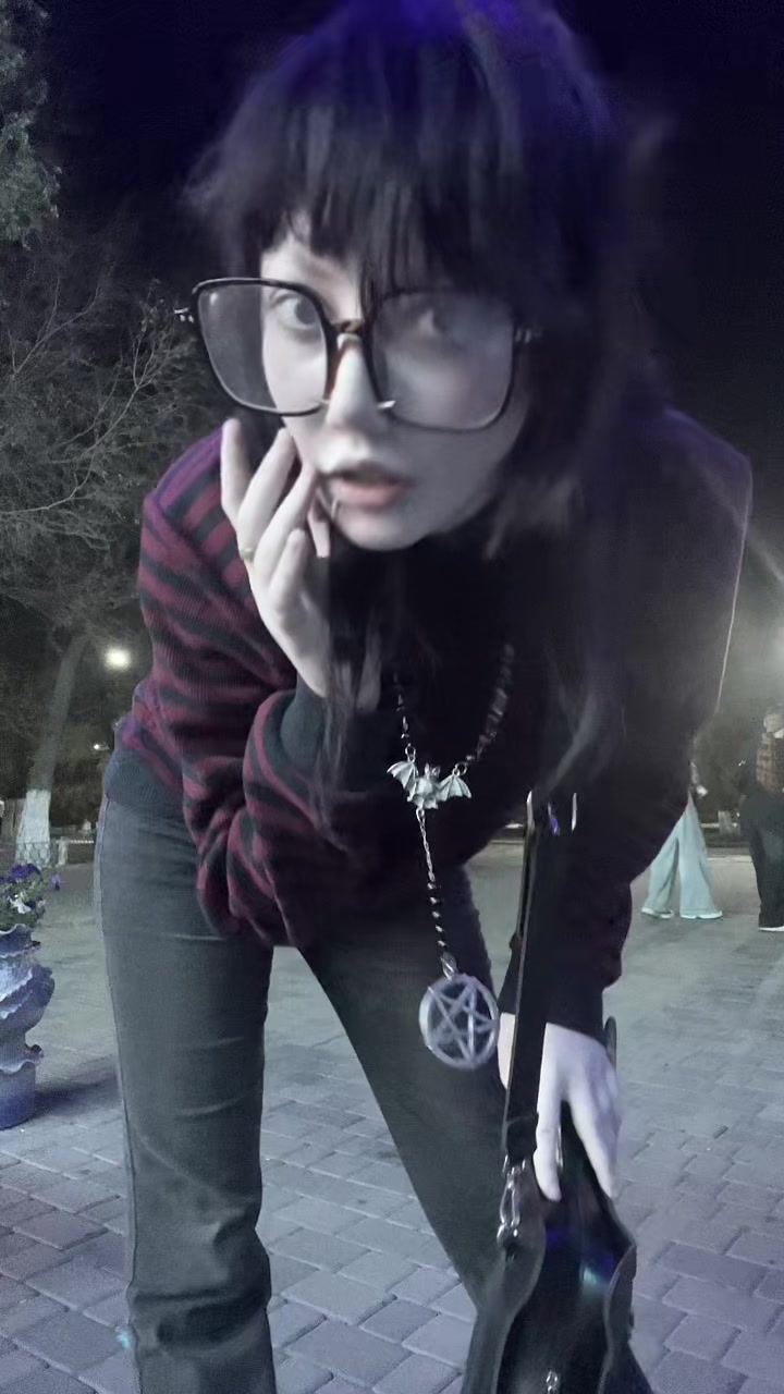 @🥩𝓓𝓪𝔀𝓛𝓪𝓷 ( ´Д`)y━・~~