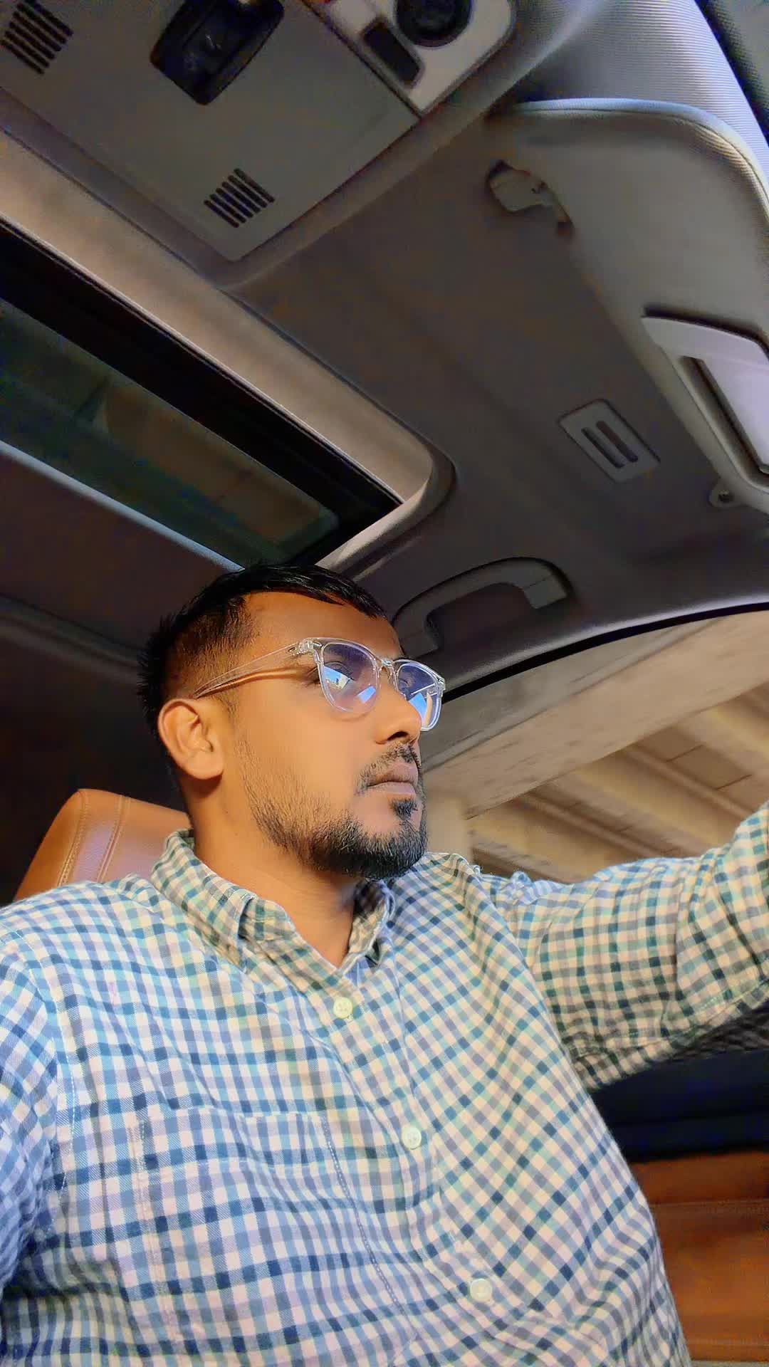 @shafikausmaly