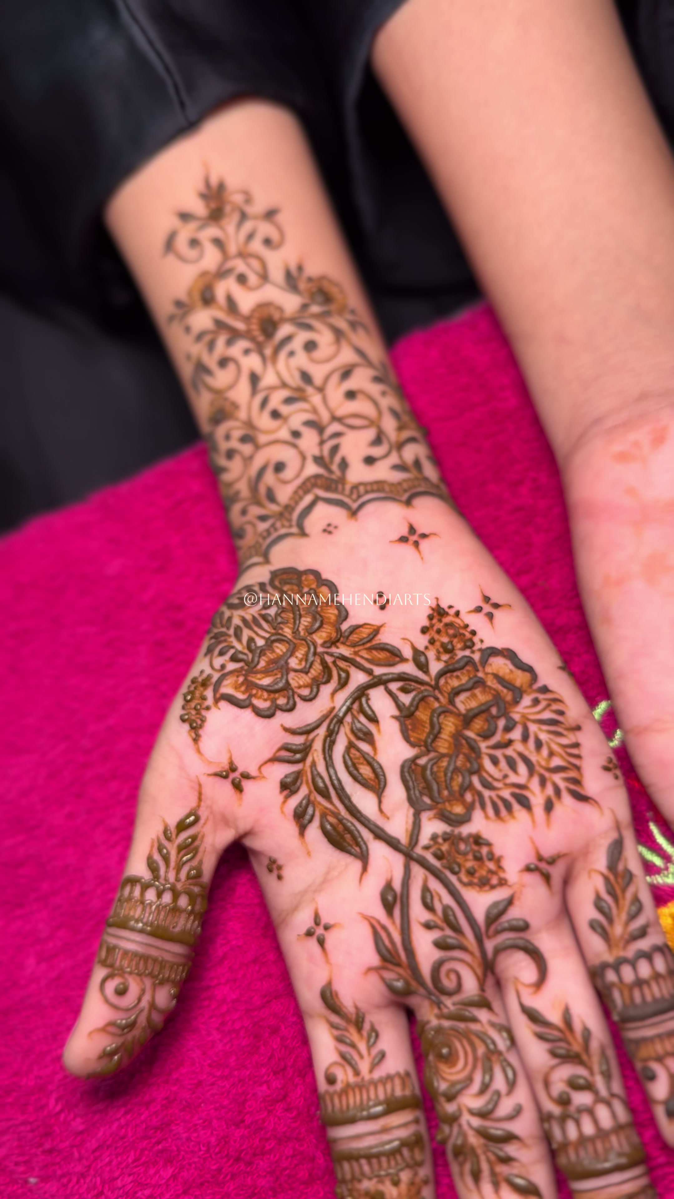 @Hanna Mehendi Arts