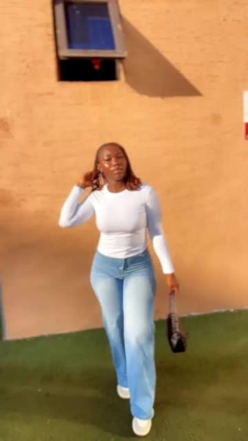 @Oluwatomisin 🌸🤎🩶