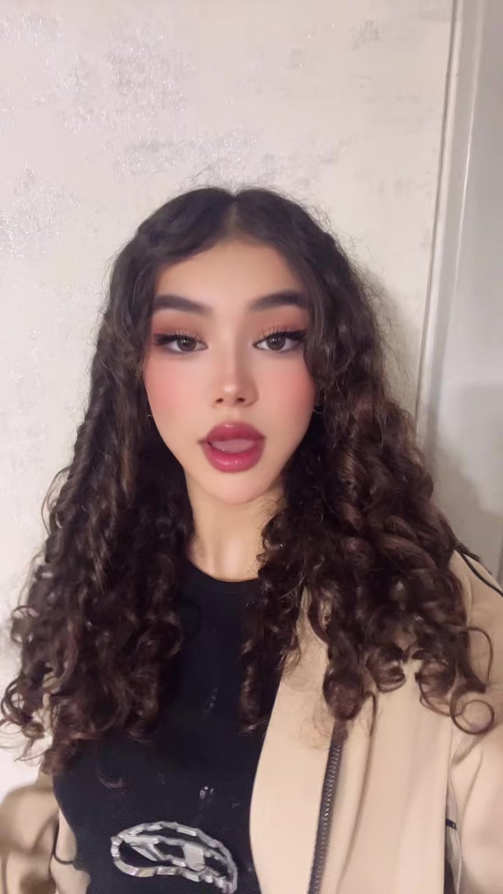 @mahta.eskandari4