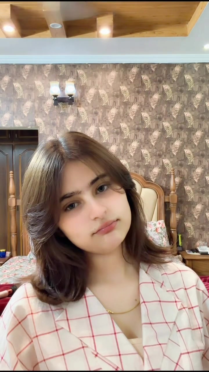 @Kainat Qureshi🕊️