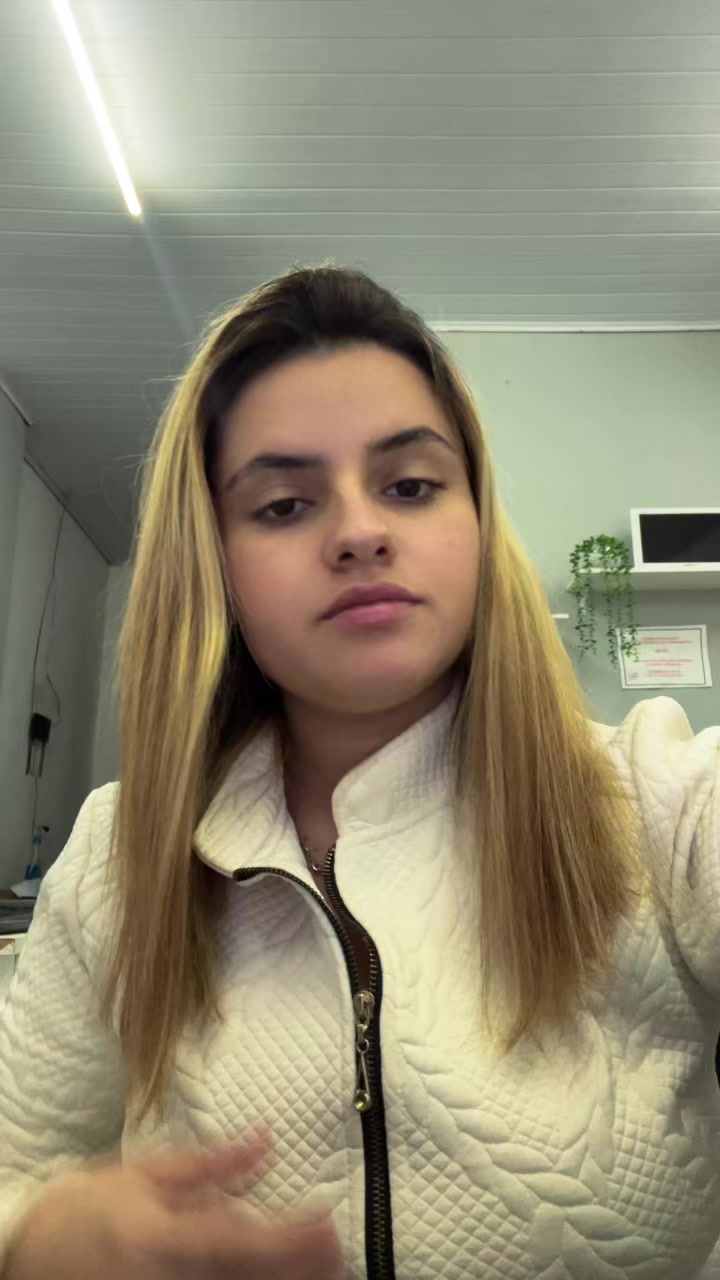 @Amanda Milena