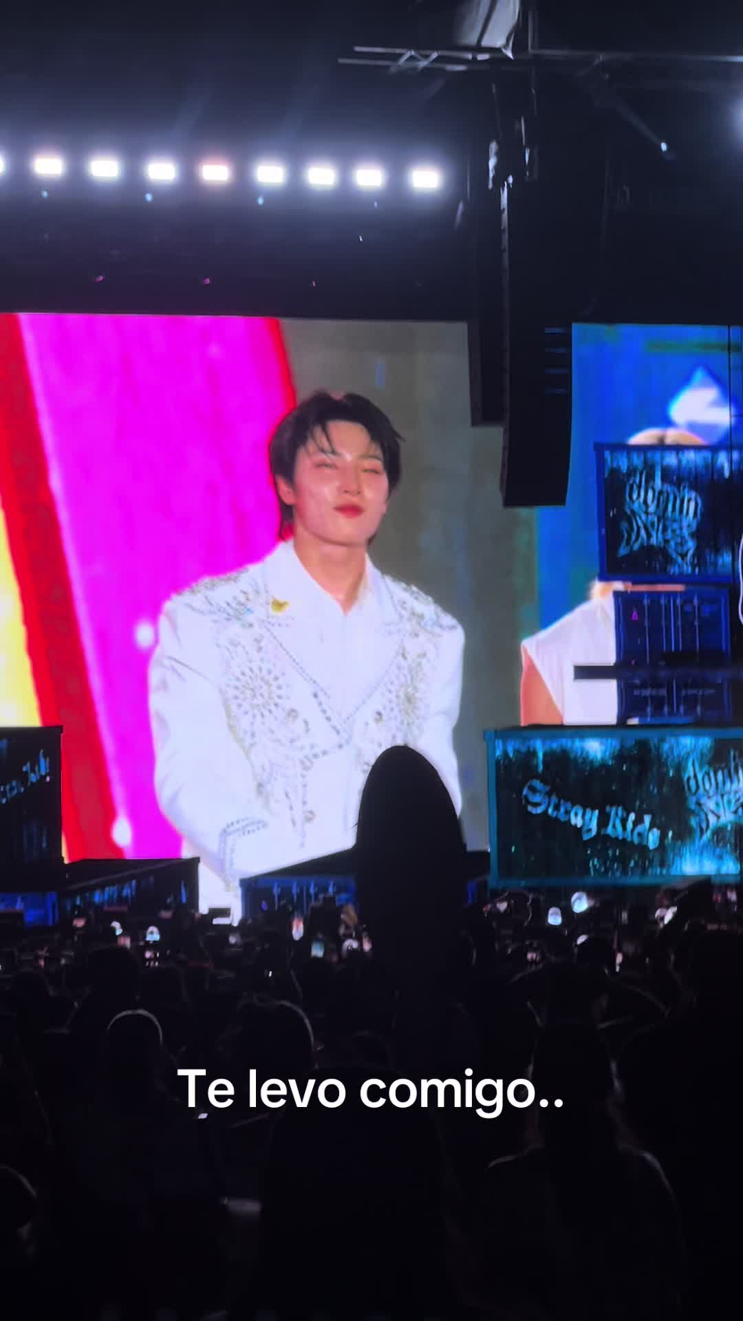 @Ananda |  VIU O SKZ💕