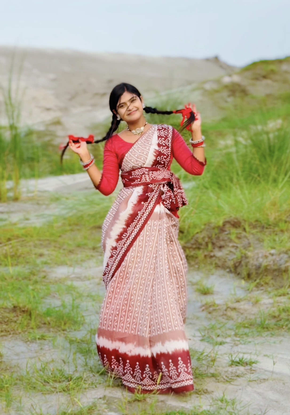 @Akhi Pakhi