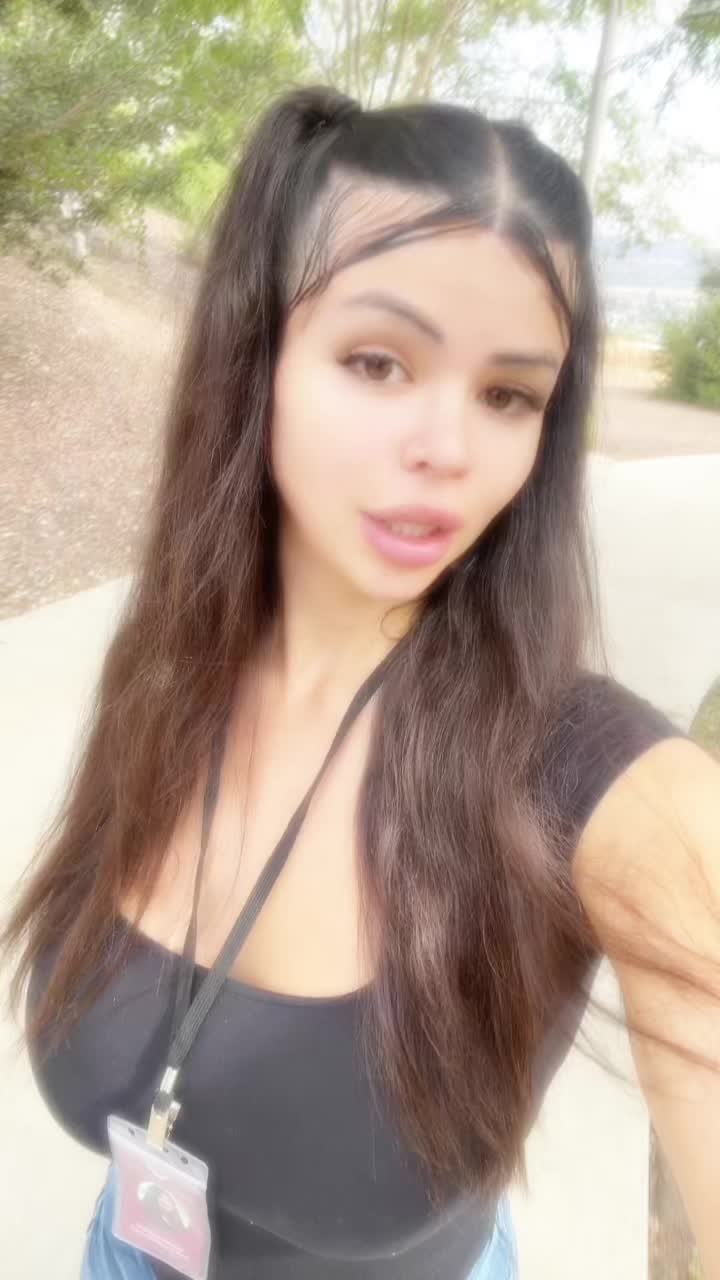 @Selene💋