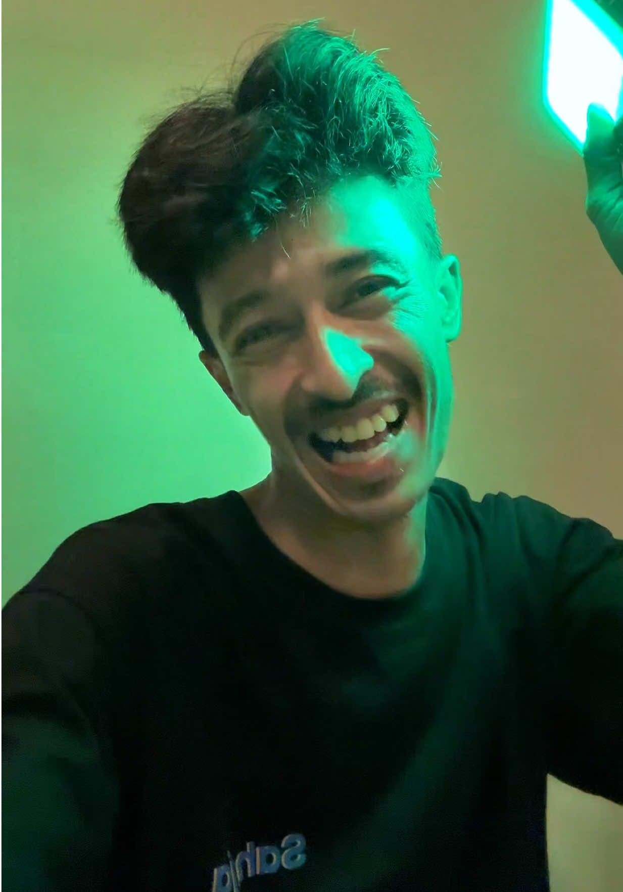 @Den