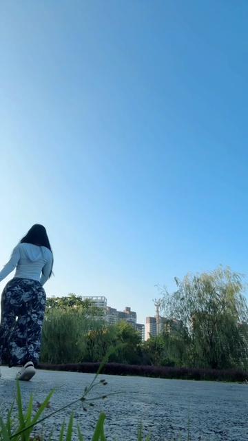 @KHIN LAY ~KHIN~ 🪼