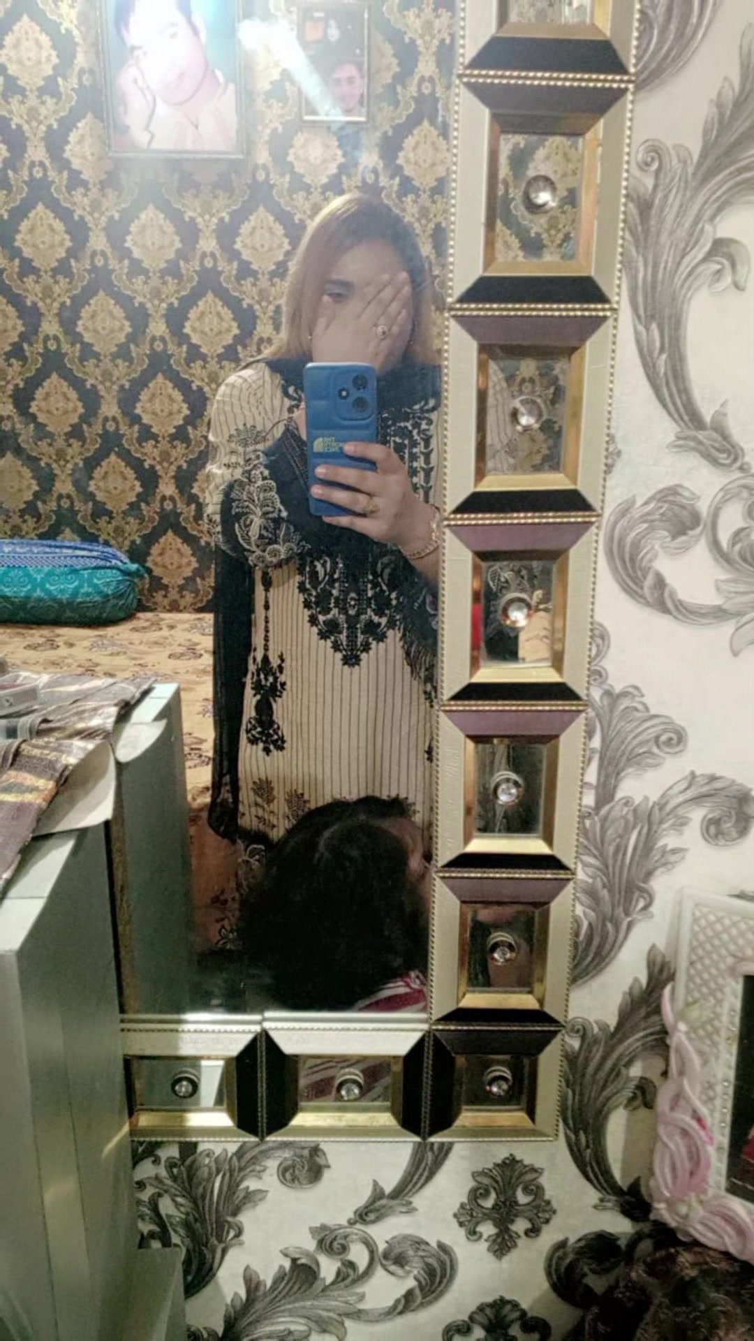 @kainatsaeed🇬🇧🖤
