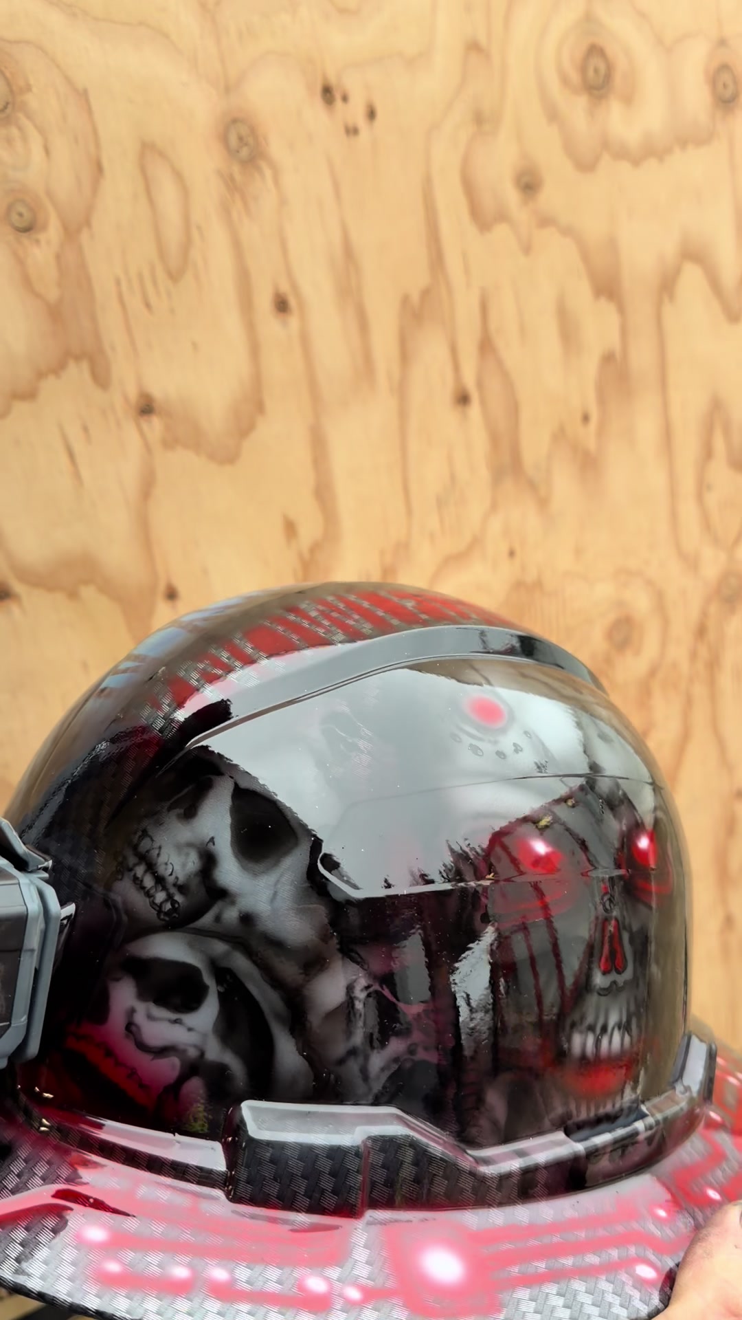 @into the wind airbrush studio