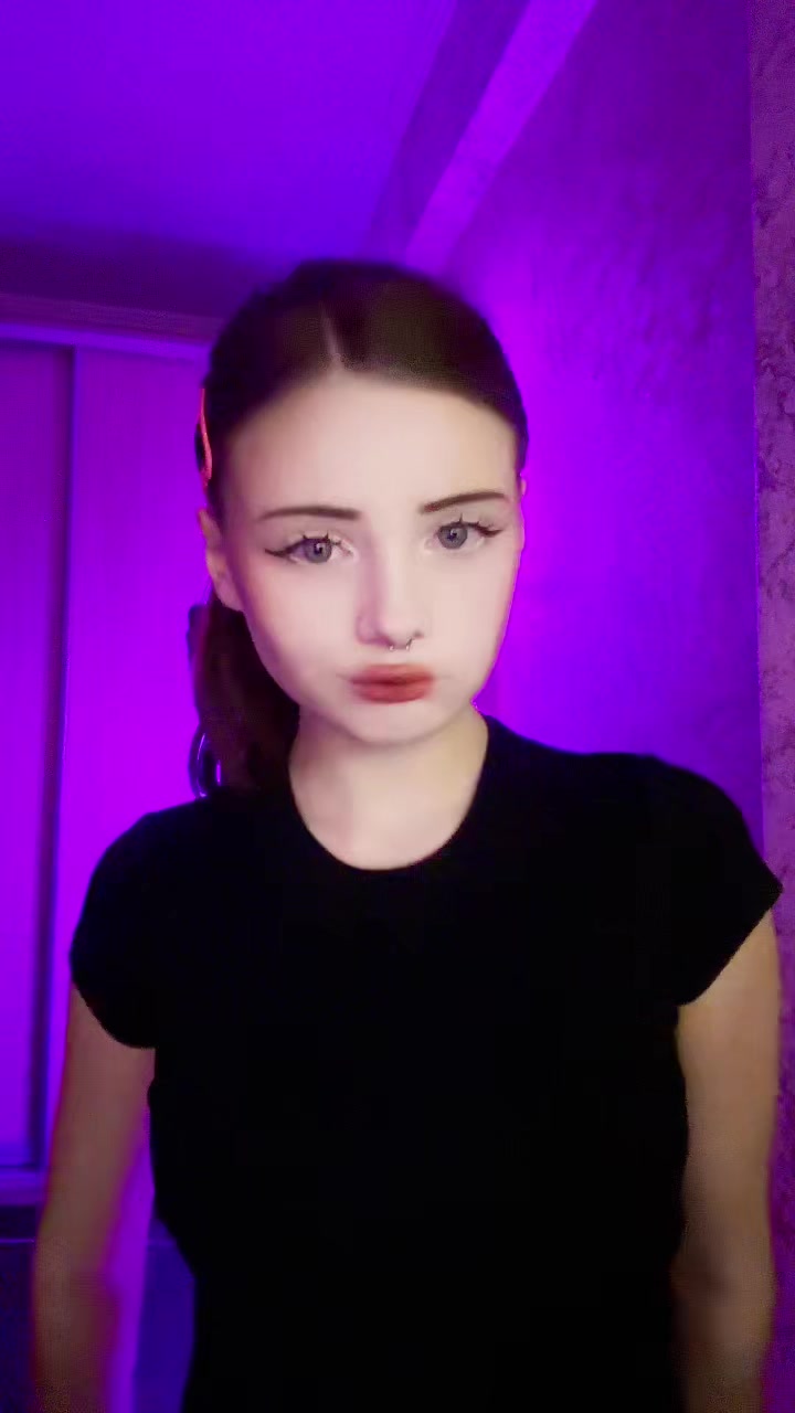 @валерія