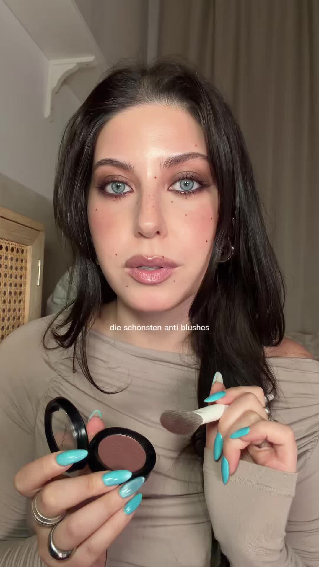 @MARIA