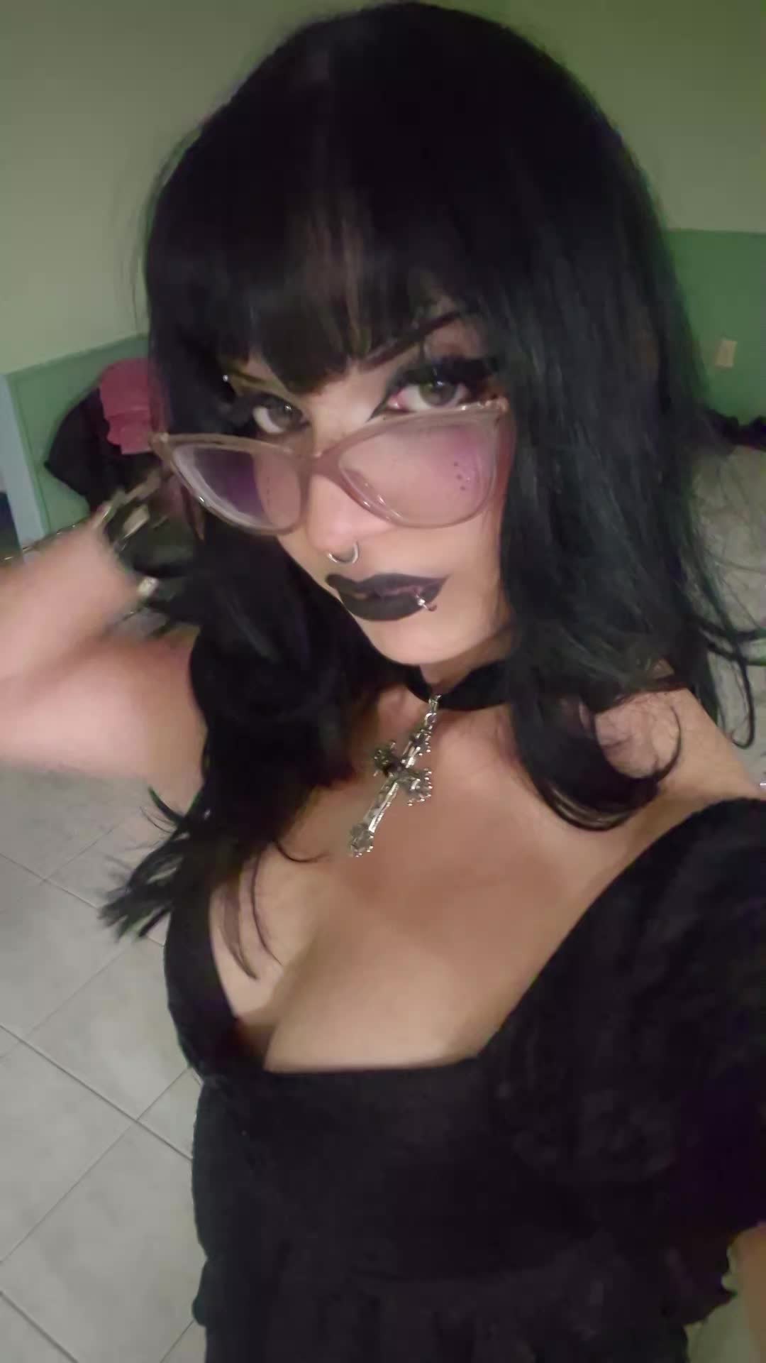 @Miss Dracula