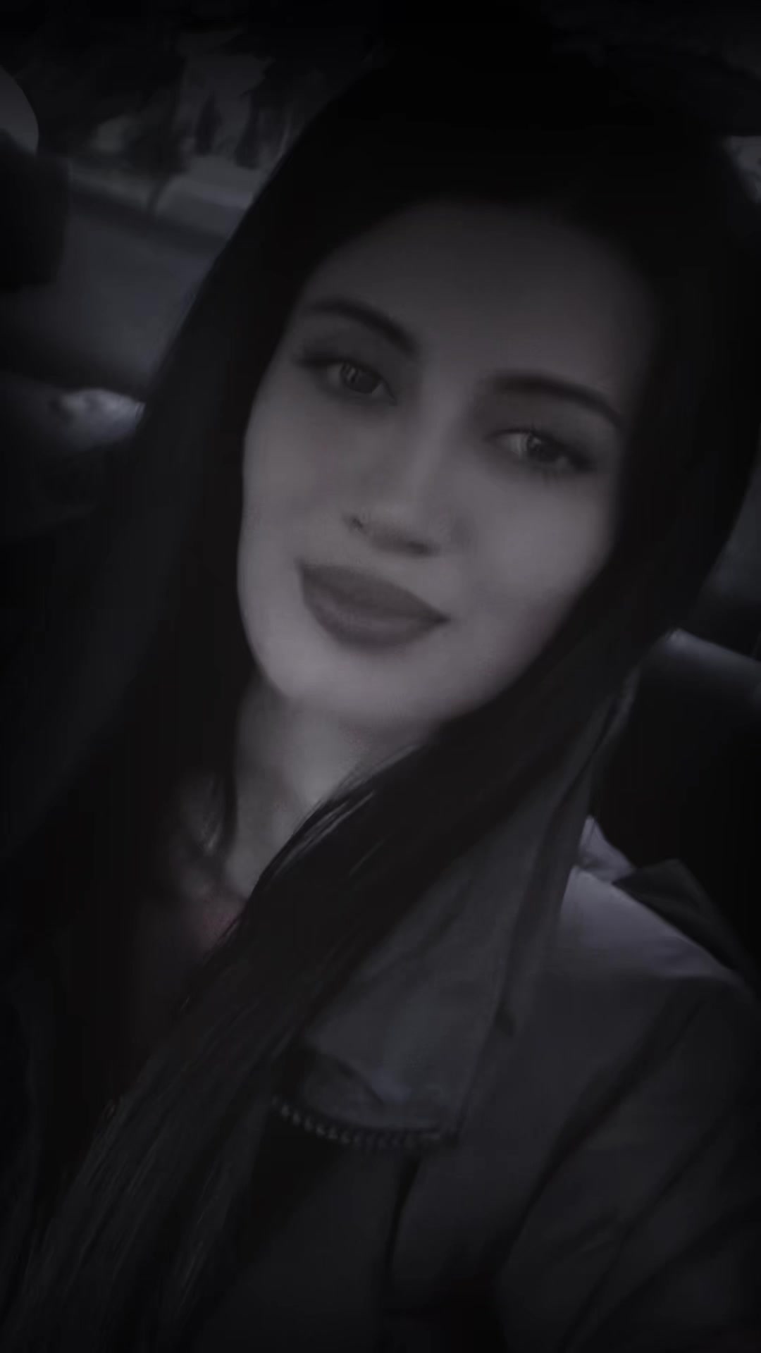 @𝐆𝐚𝐫𝐚 𝐐𝐢𝐳_ ❼❼❼ 🖤