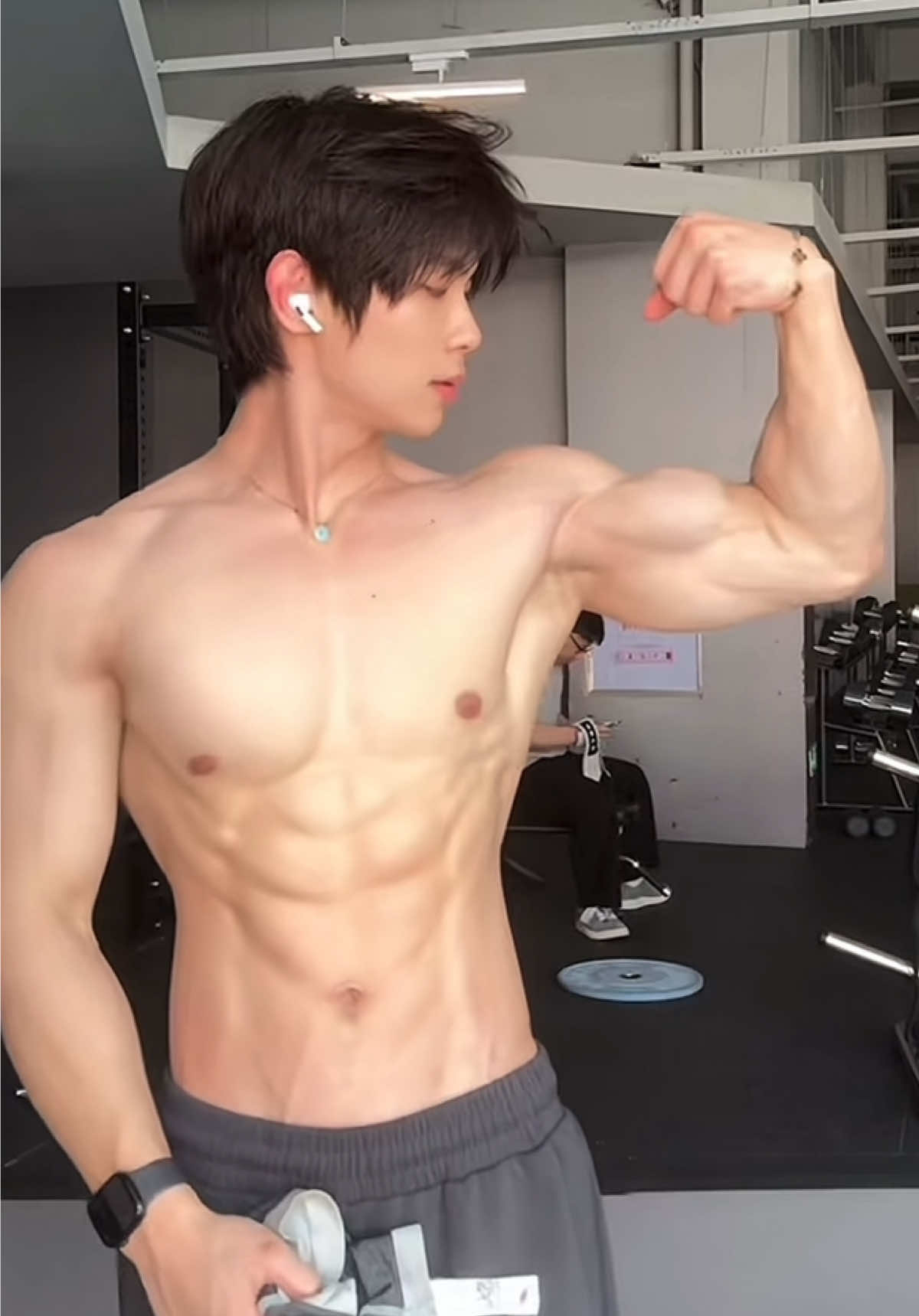@静诺颖