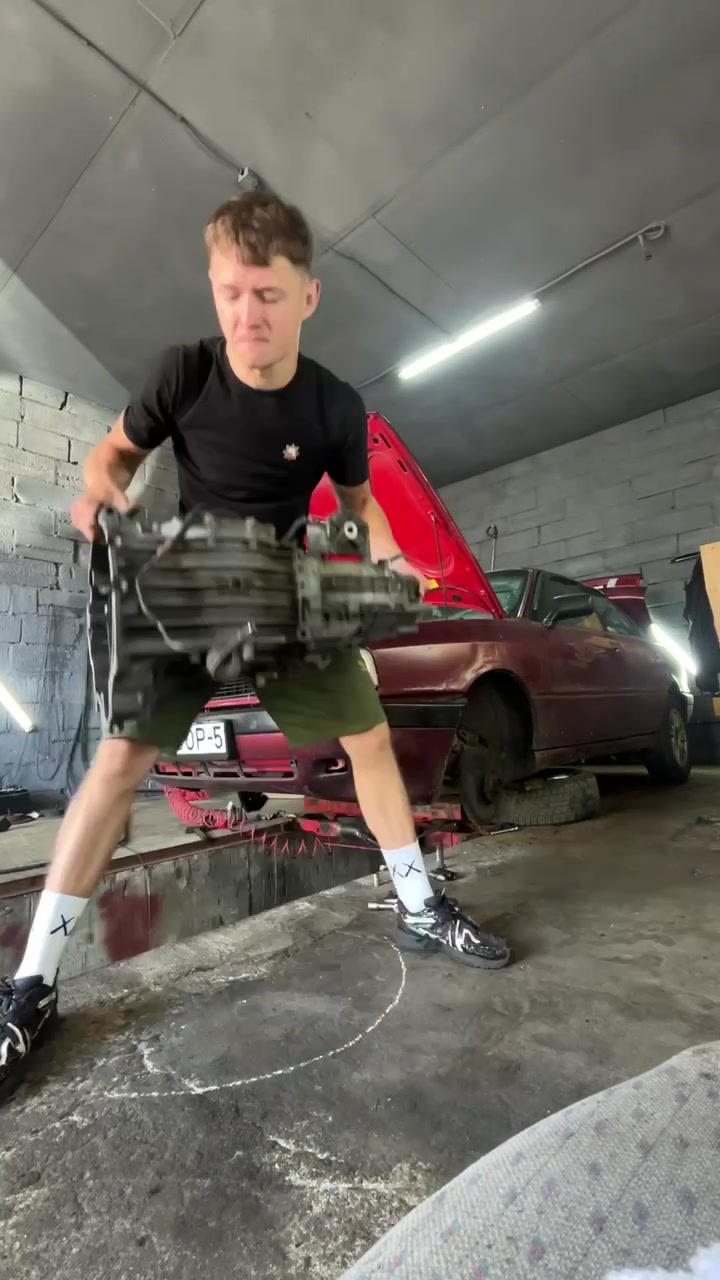 @Makey’s Garage
