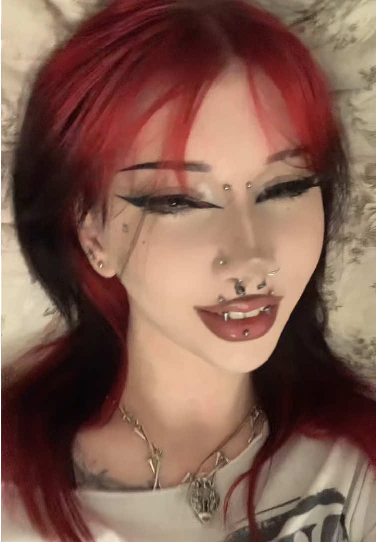 @𝔘𝔯.𝔳𝔞𝔪𝔭_𝔪𝔞𝔯𝔠𝔶