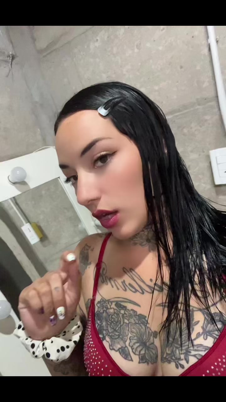 @Ludmila Lizazo