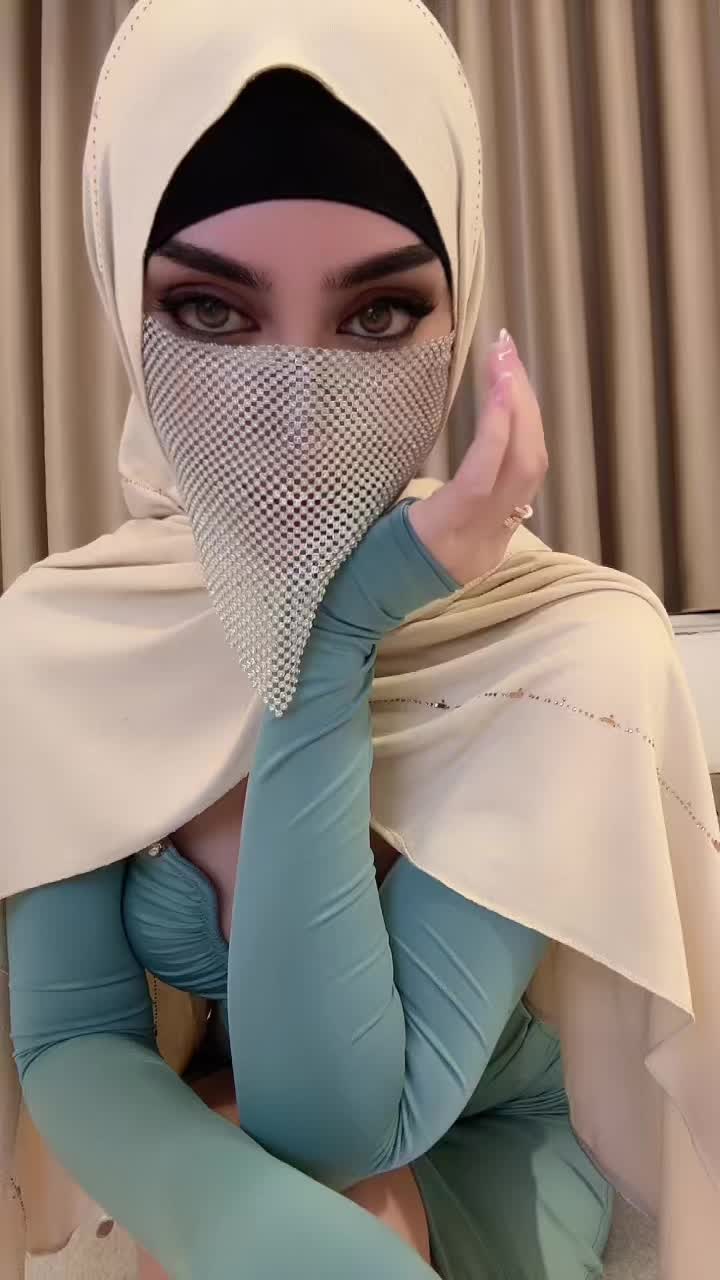 @layali.farahx