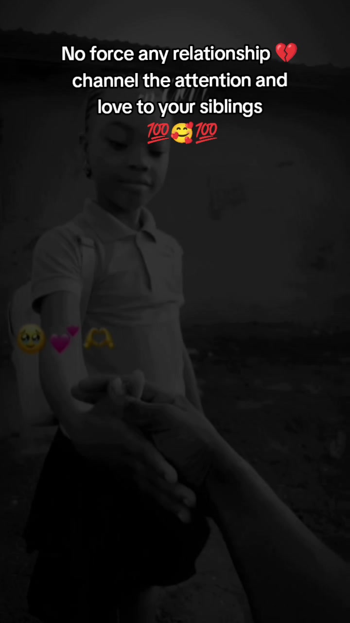 @🧿Æmby_Cîous📿✈️