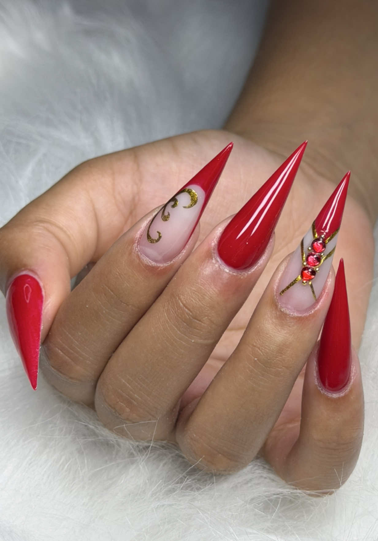 @marginails_