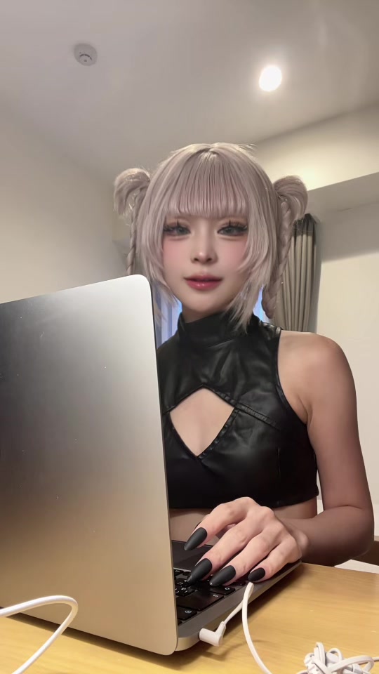 @はる とえり