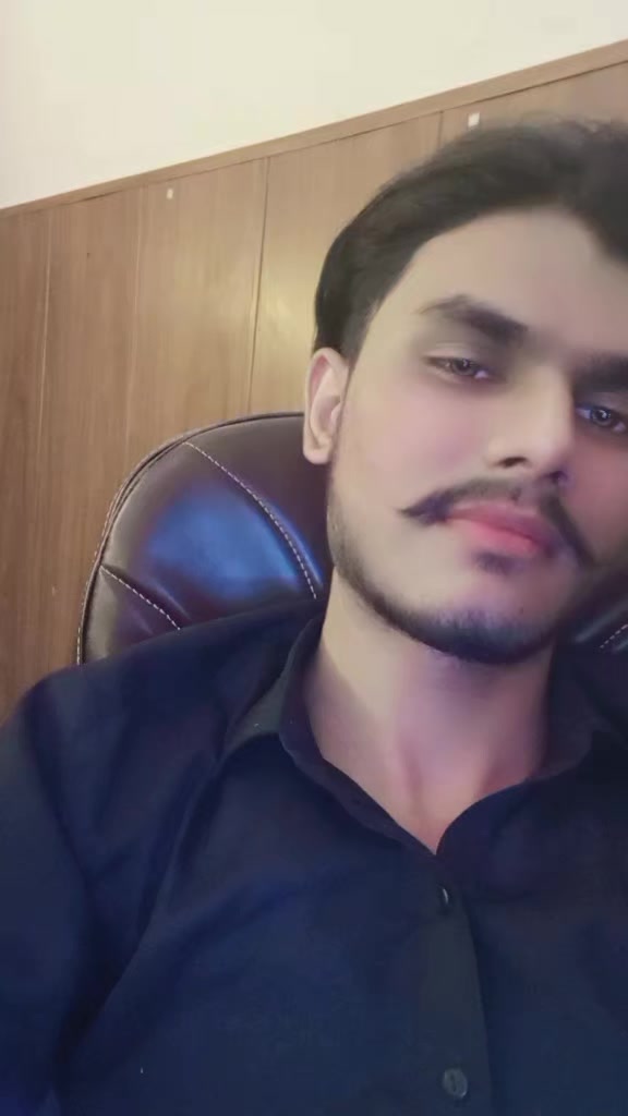 @𝐀𝐥𝐢 𝐰𝐚𝐥𝐚 𝐡𝐚𝐢 🚩🙌