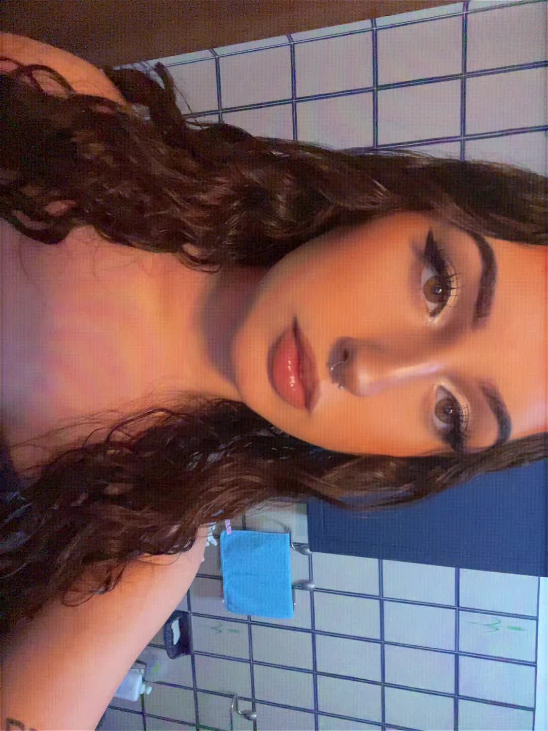 @💋