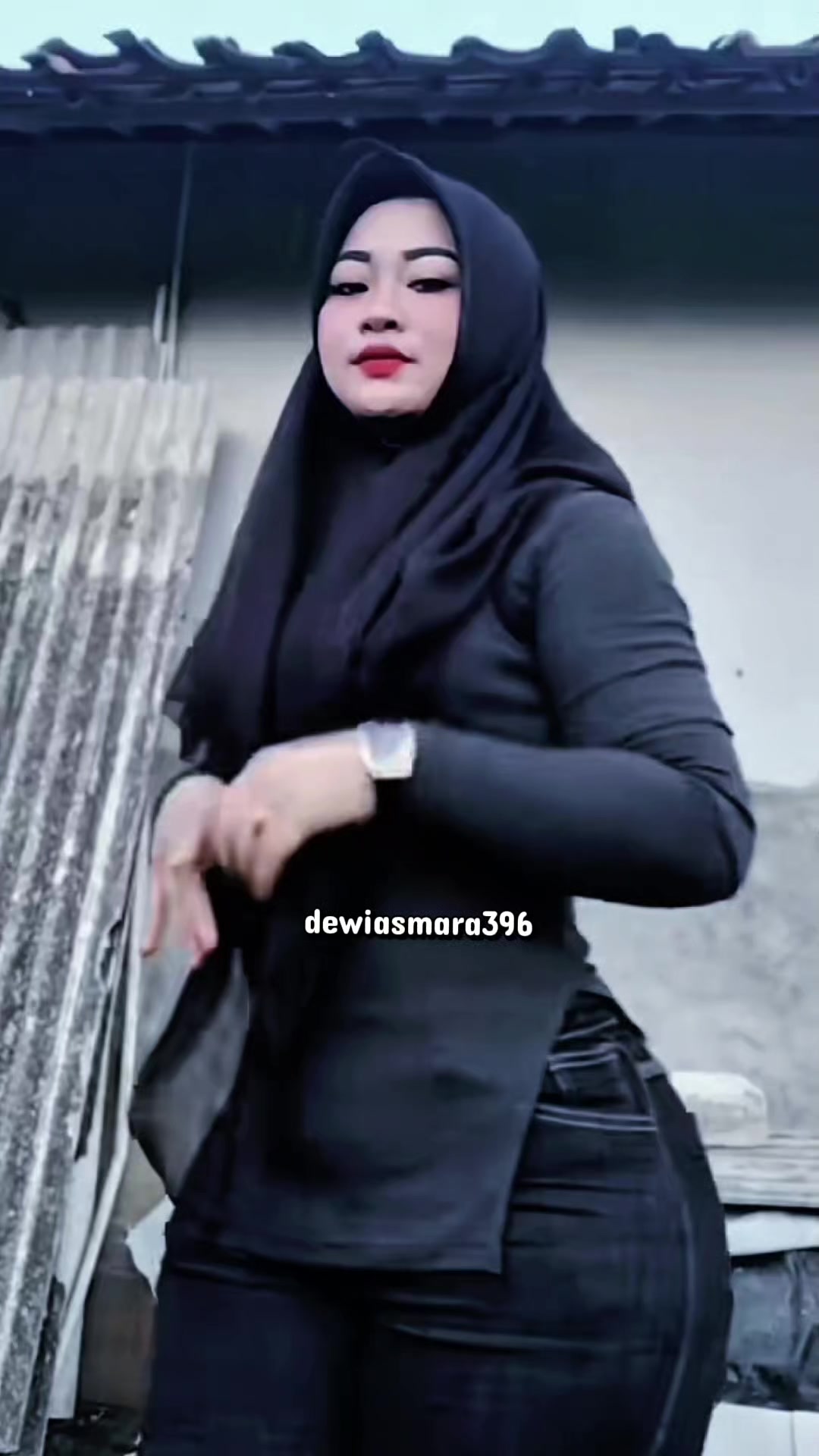 @DEWIasmara396