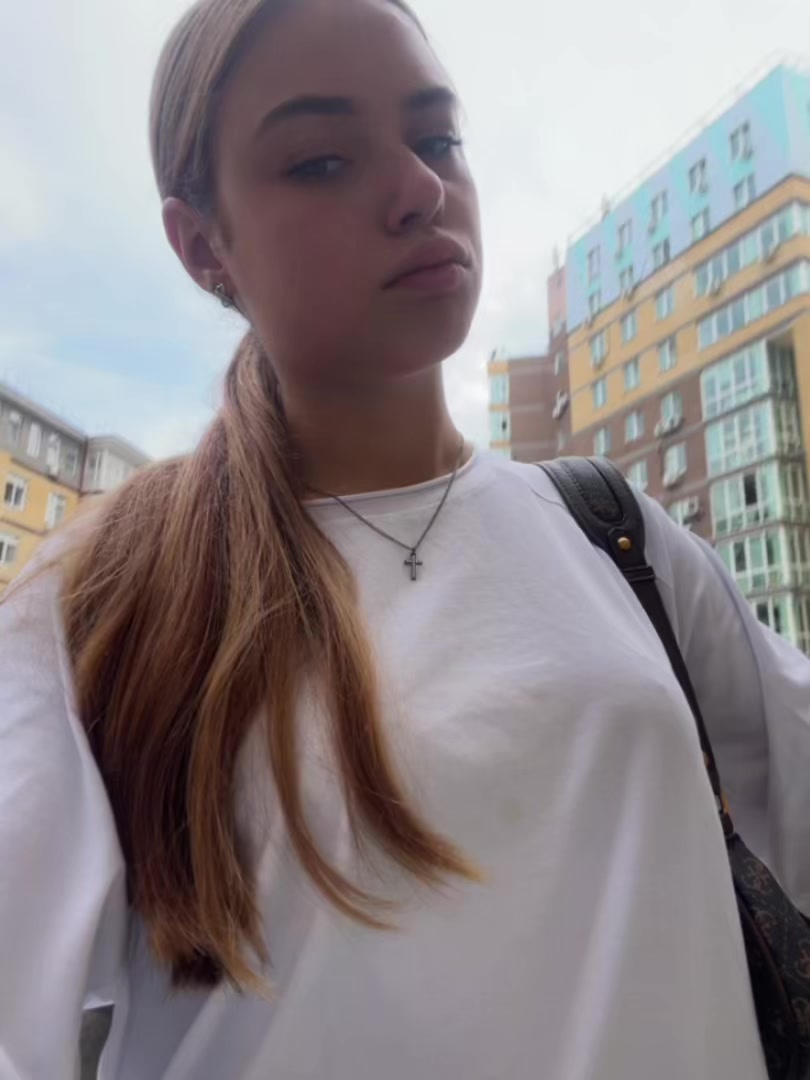 @alyak977