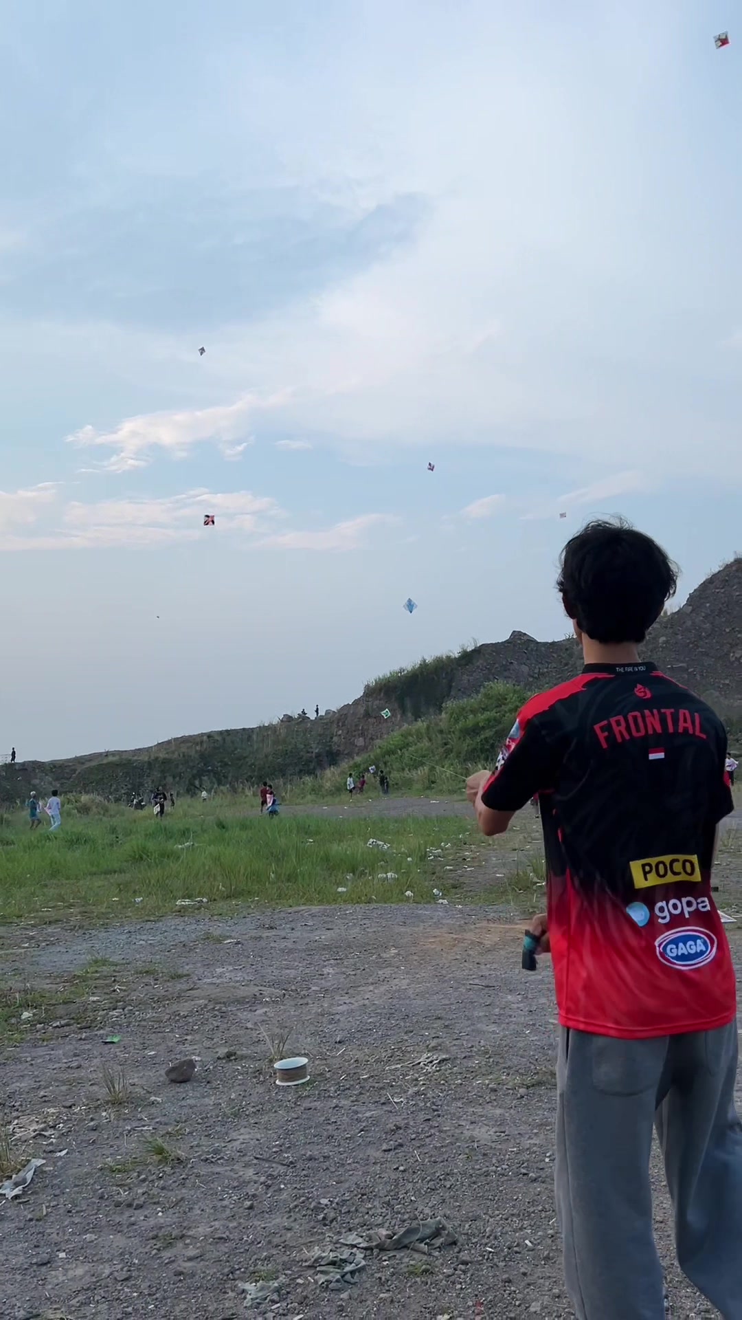 @FRONTAL GAMING KITE