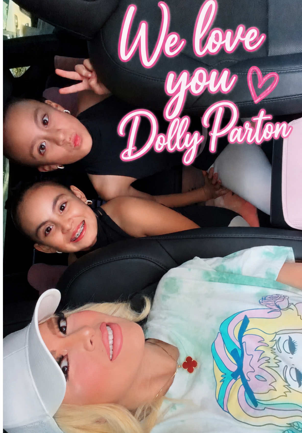 @Parisbunnyxo
