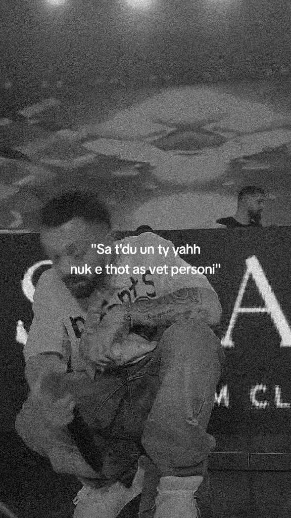 @🦅