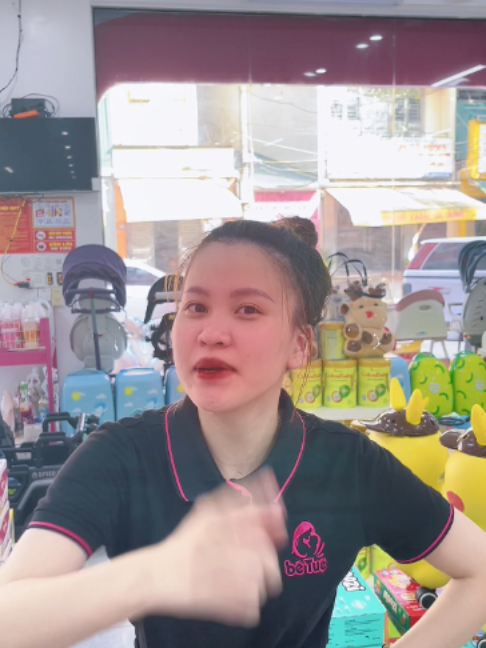 @Shop B&eacute; Tuệ