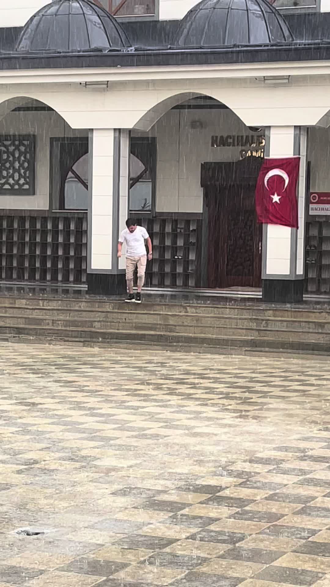 @&Ouml;mer