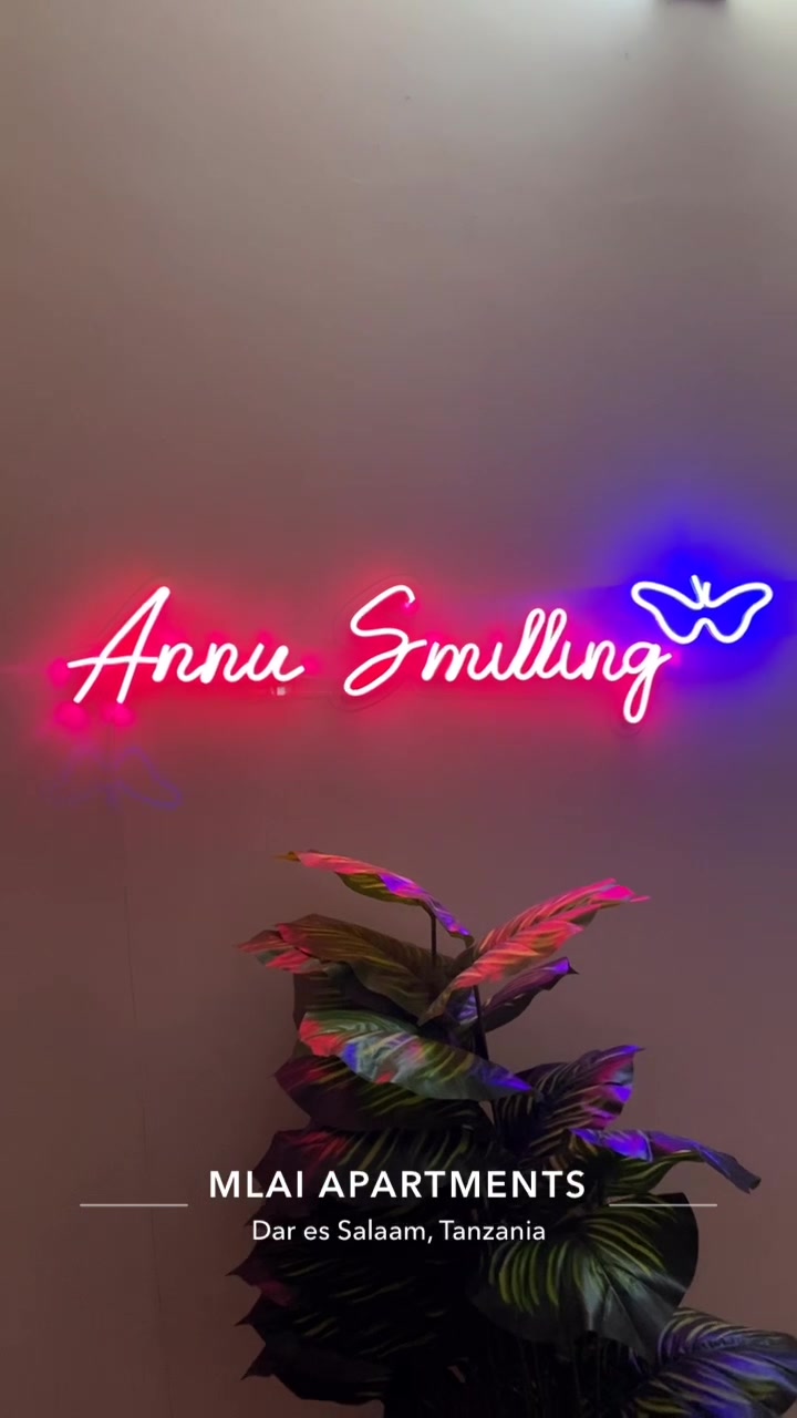 @Annu smiling girl🤩
