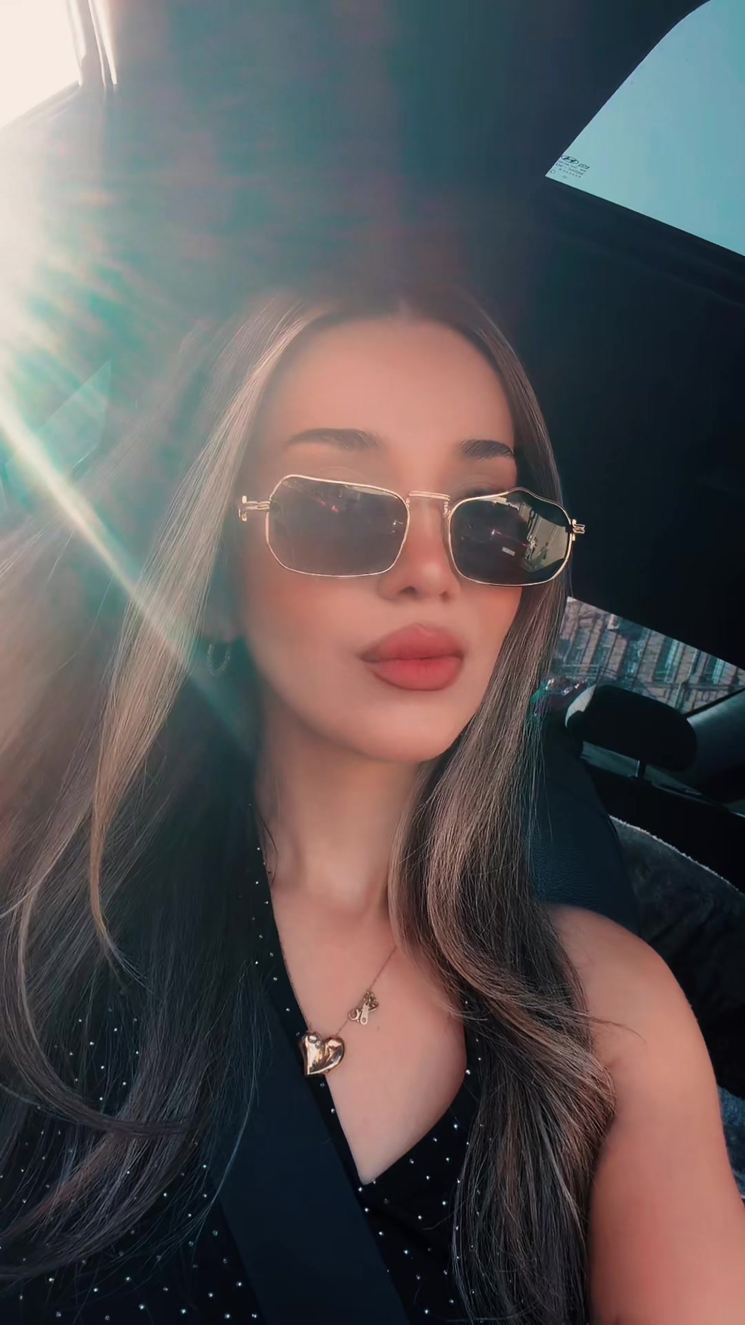 @cevonaz.