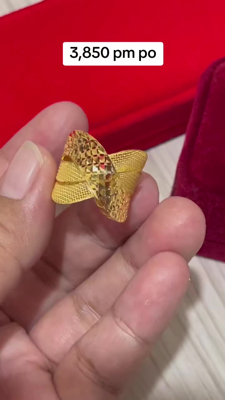 @D Maddox Jewelry Gold