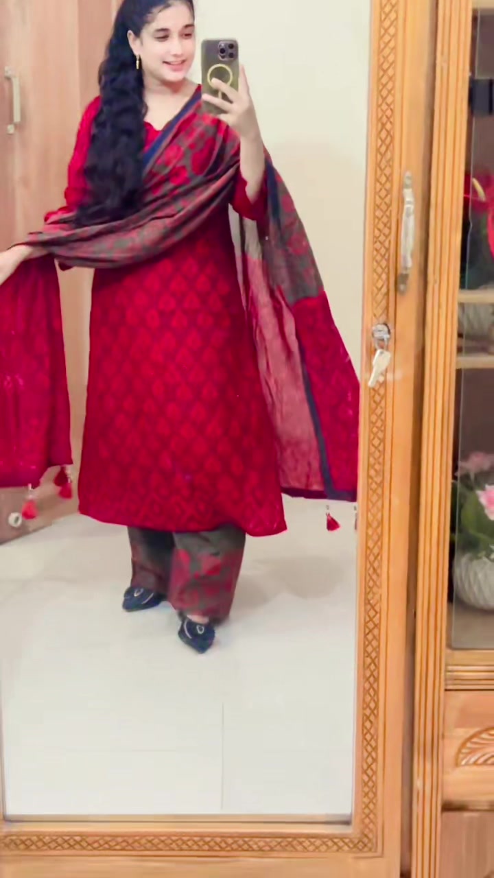 @🥰চরফ্যাশনের মেয়ে আমি🥰